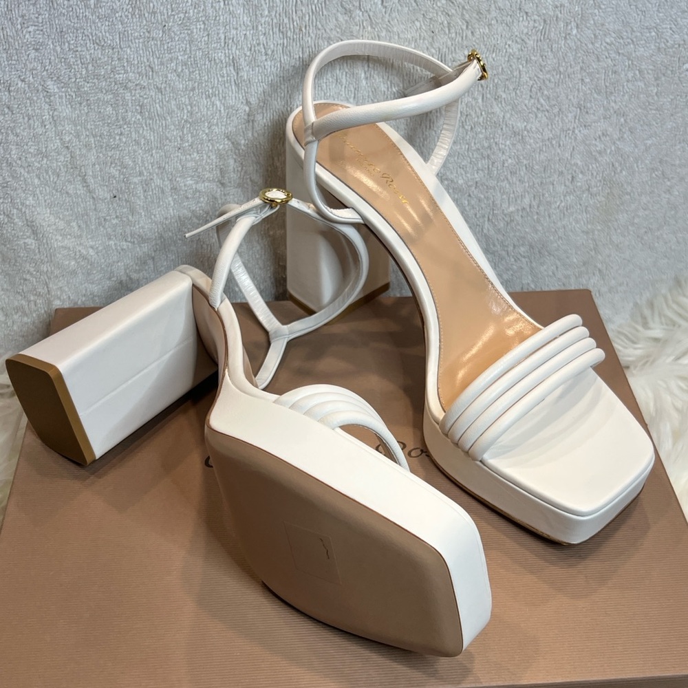 Gianvito Rossi Lena Mousse (Off-white) Leather Platform Sandals Size 41EU/11US